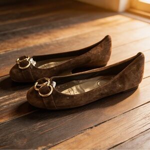 BALLY WOMENS BROWN SUEDE FLATS SIZE 39/8 1/2